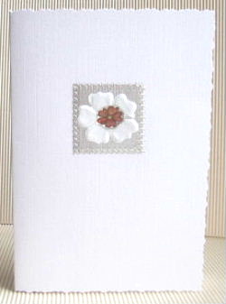 White/Silver Stitched Daisy